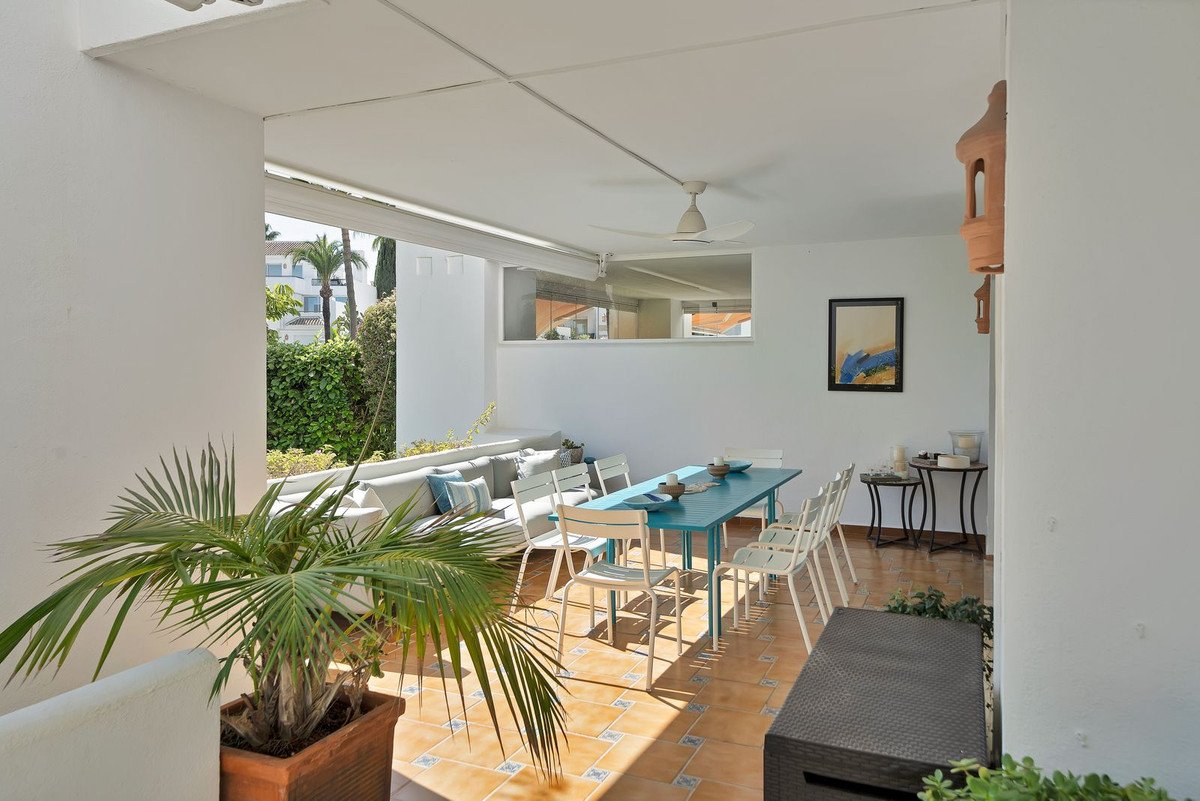 3 Bed Ground Floor Apartment in Río Real