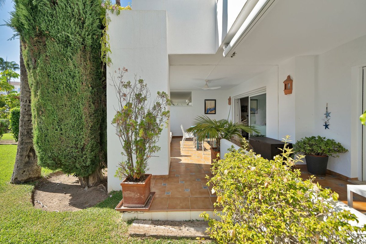 3 Bed Ground Floor Apartment in Río Real