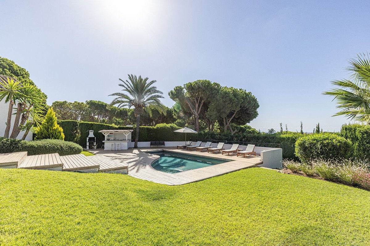 5 Bed Detached Villa in Hacienda Las Chapas