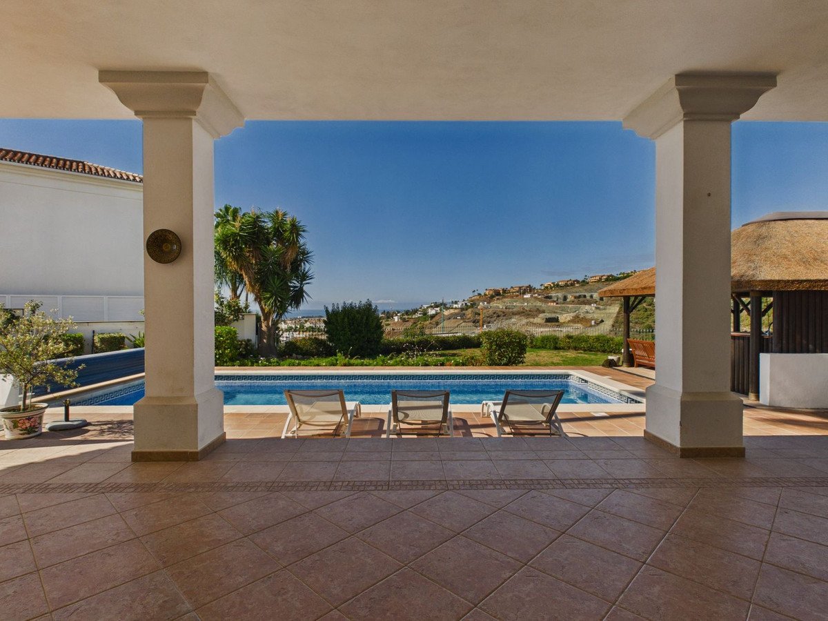 6 Bed Detached Villa in Benahavís