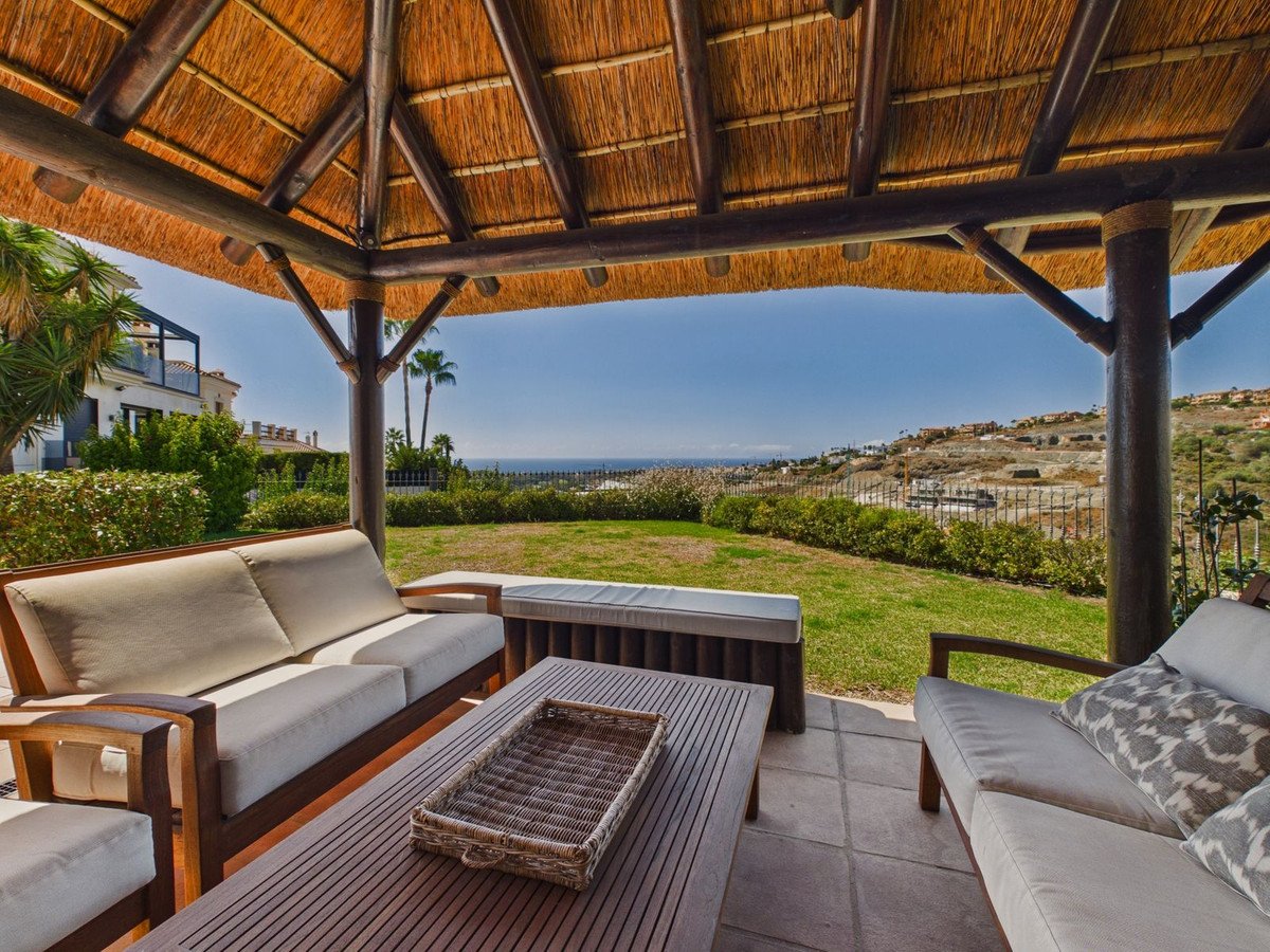 6 Bed Detached Villa in Benahavís