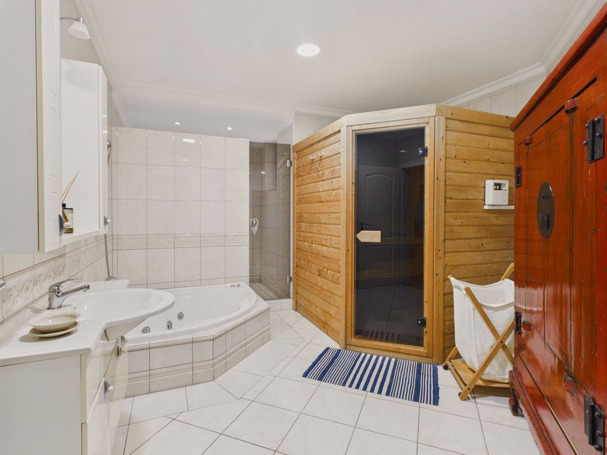 6 Bed Detached Villa in Benahavís