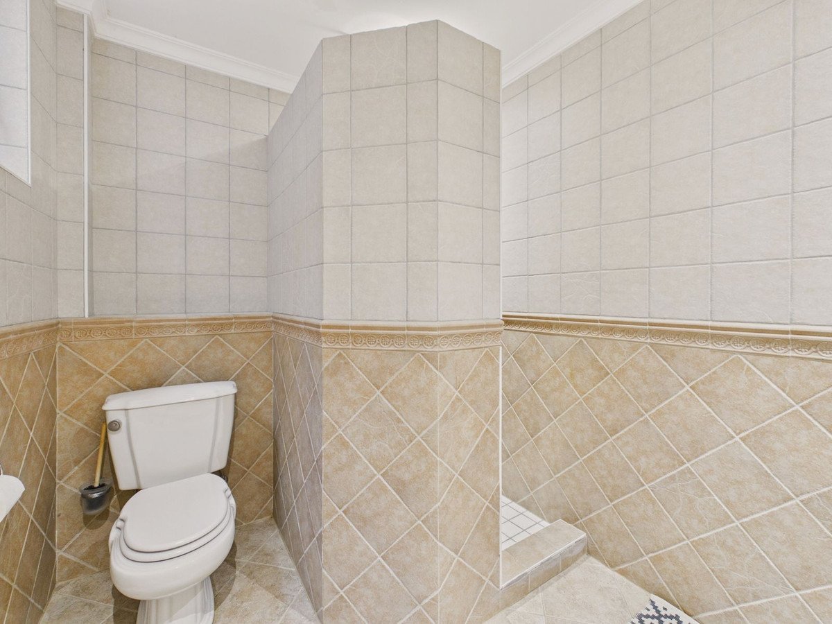 6 Bed Detached Villa in Benahavís