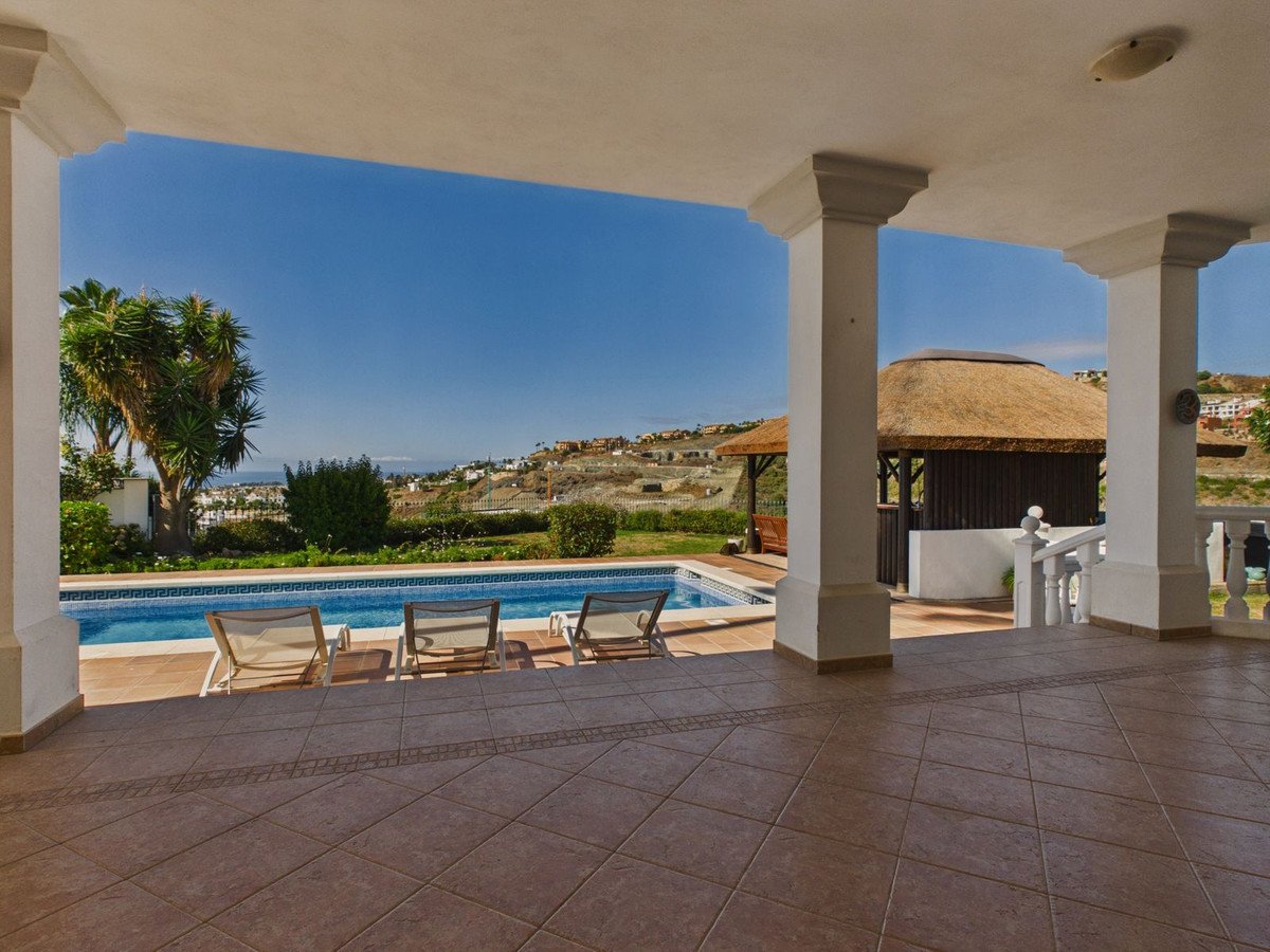 6 Bed Detached Villa in Benahavís
