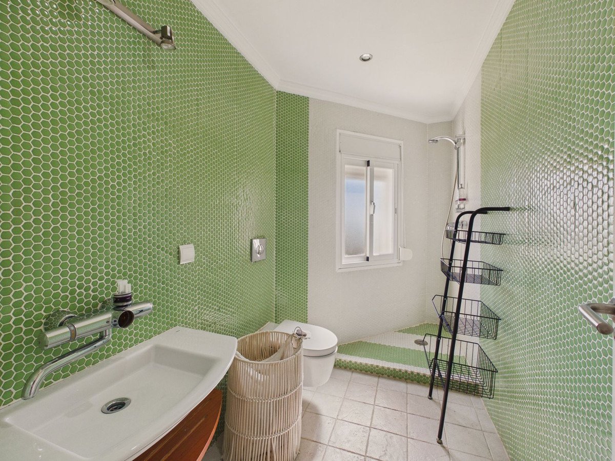 6 Bed Detached Villa in Benahavís