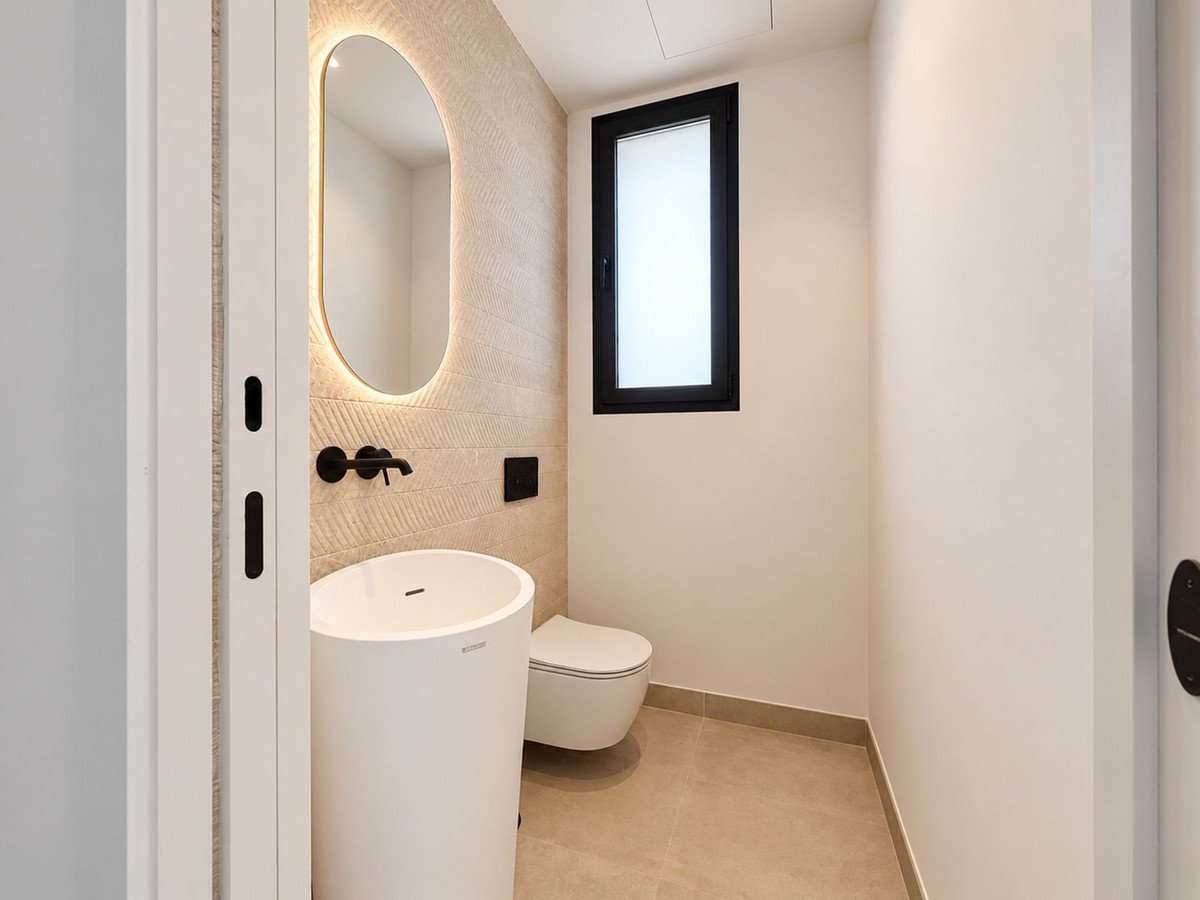 5 Bed Detached Villa in Nagüeles
