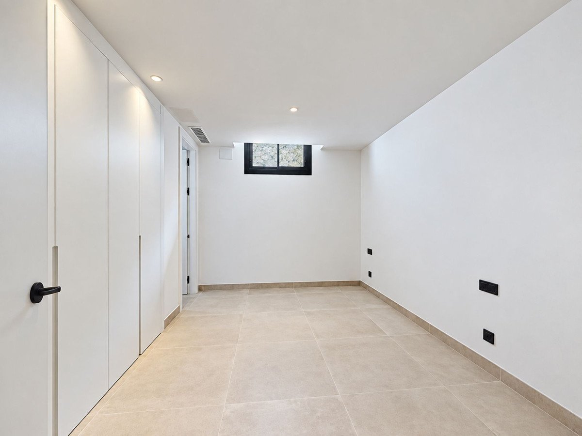 5 Bed Detached Villa in Nagüeles