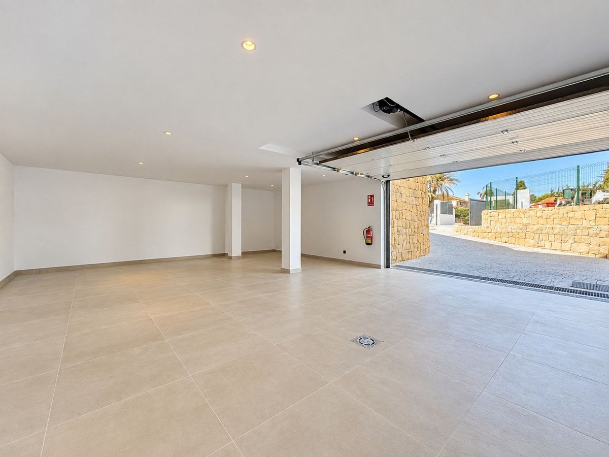5 Bed Detached Villa in Nagüeles