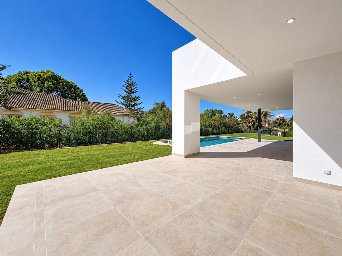 5 Bed Detached Villa in Nagüeles