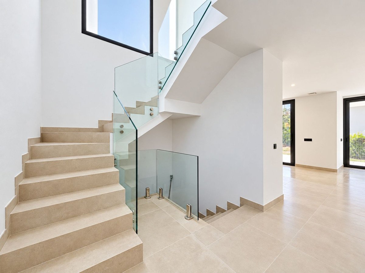 5 Bed Detached Villa in Nagüeles