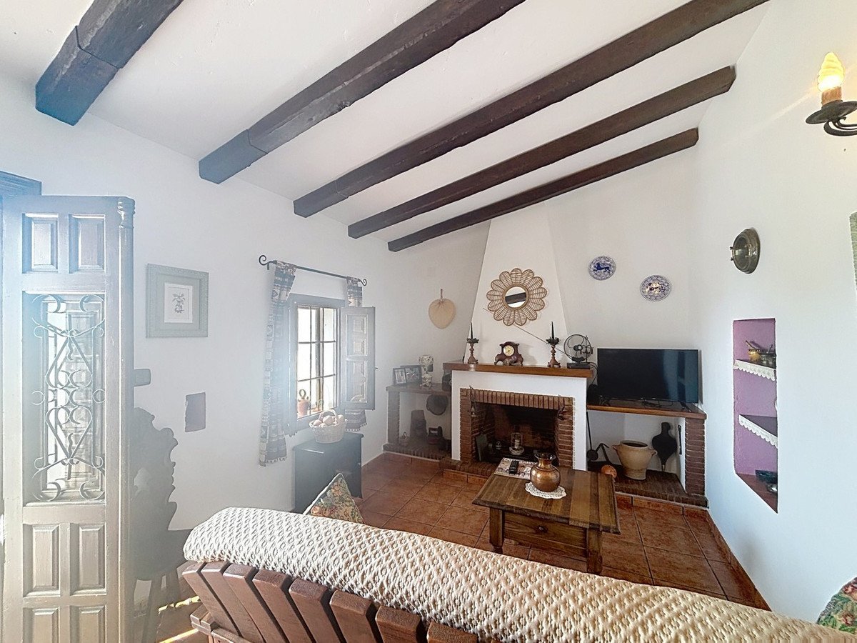 3 Bed Detached Villa in Vélez-Málaga