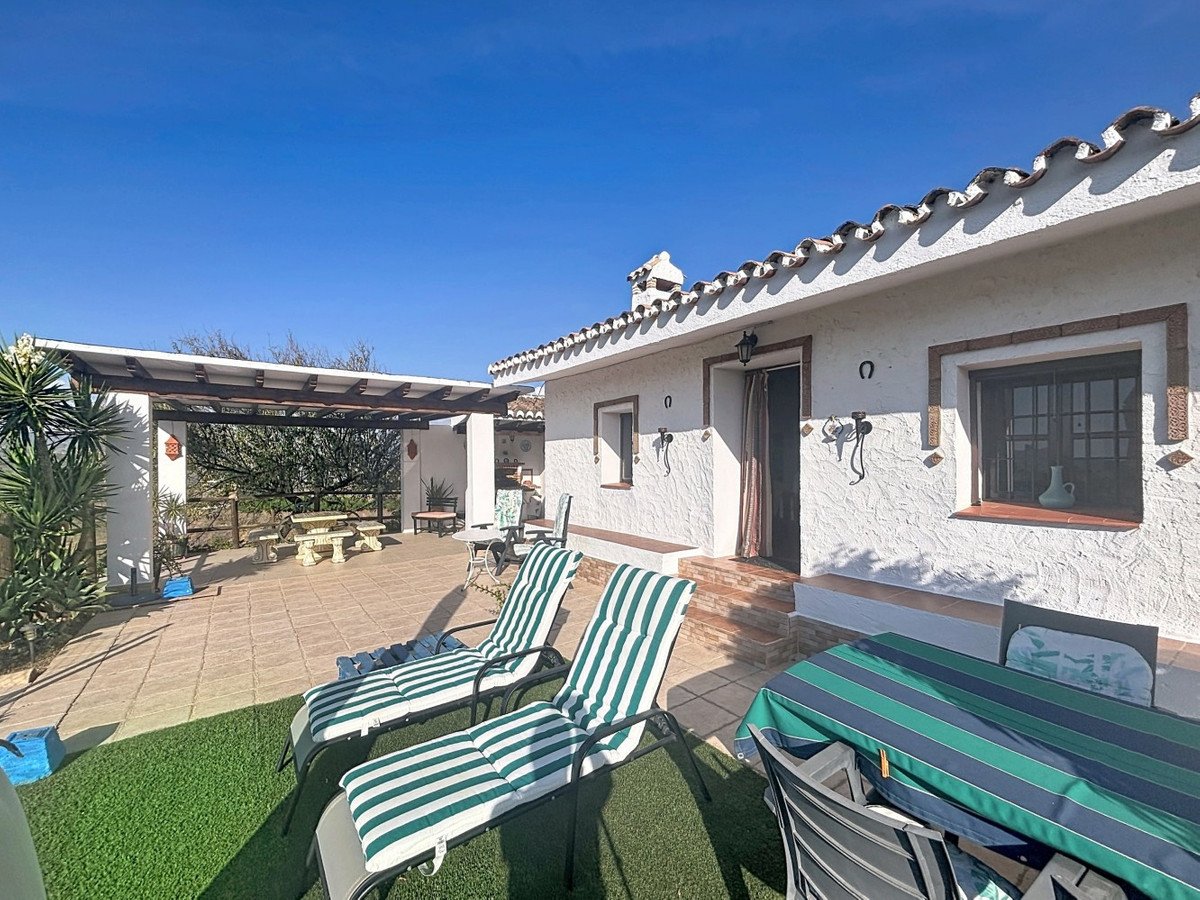 3 Bed Detached Villa in Vélez-Málaga
