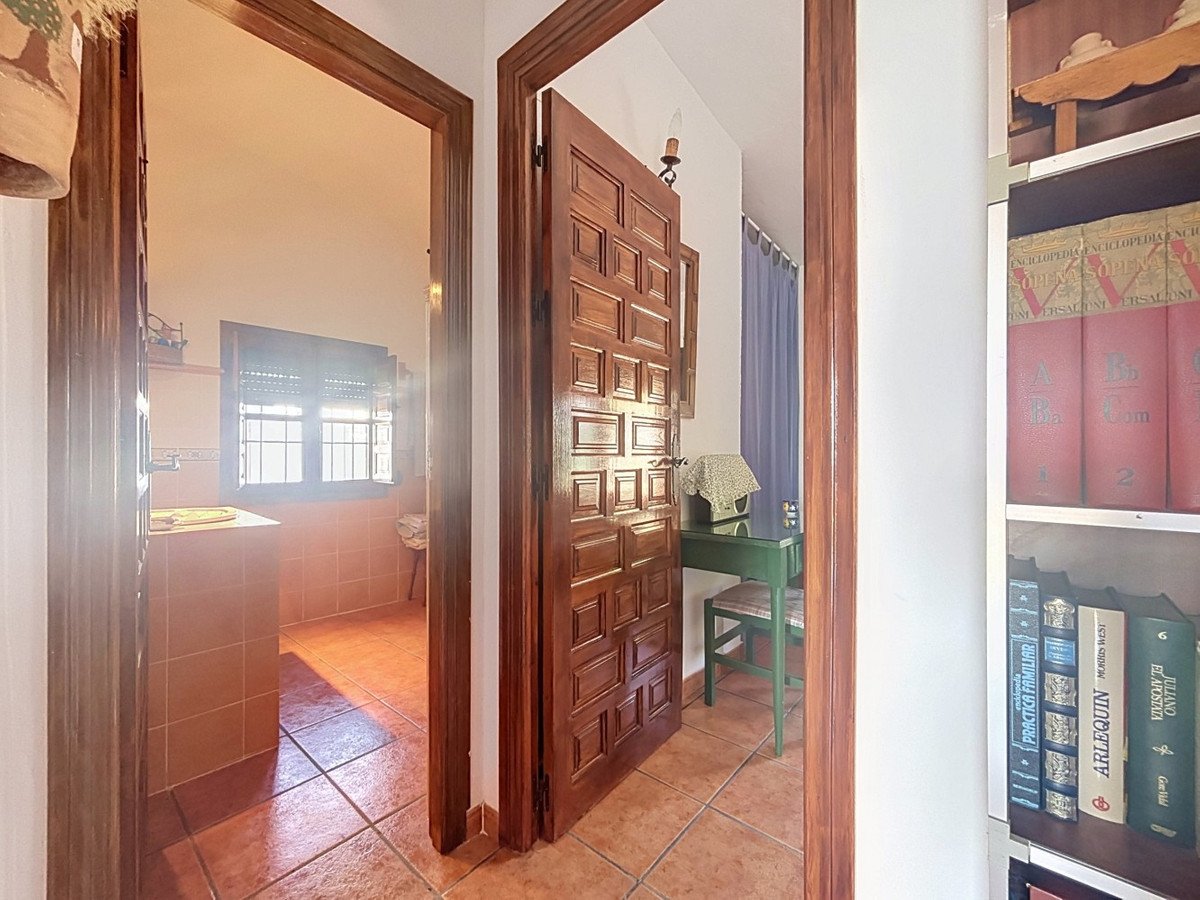 3 Bed Detached Villa in Vélez-Málaga
