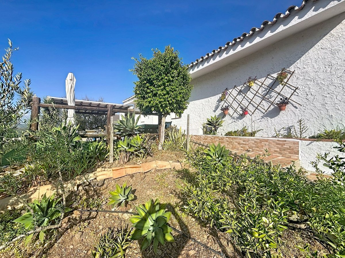3 Bed Detached Villa in Vélez-Málaga