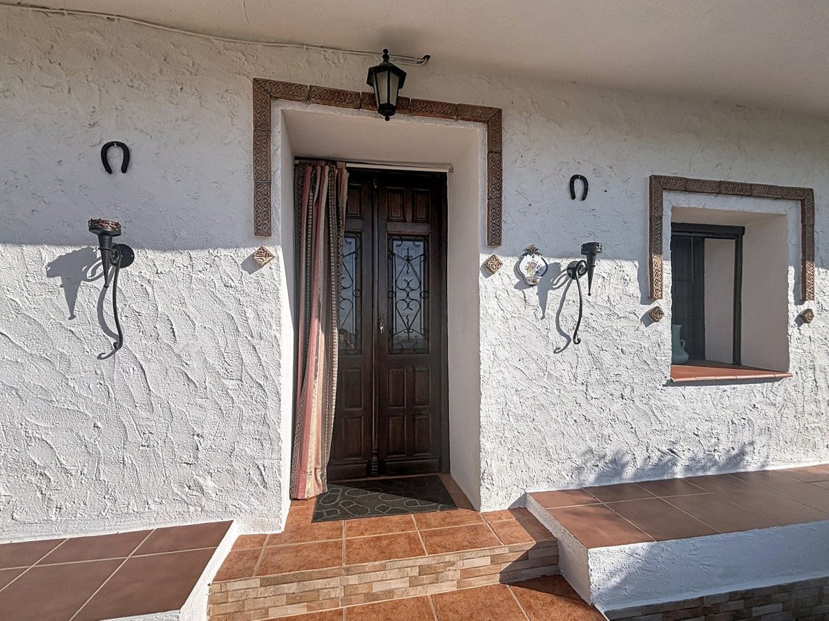 3 Bed Detached Villa in Vélez-Málaga