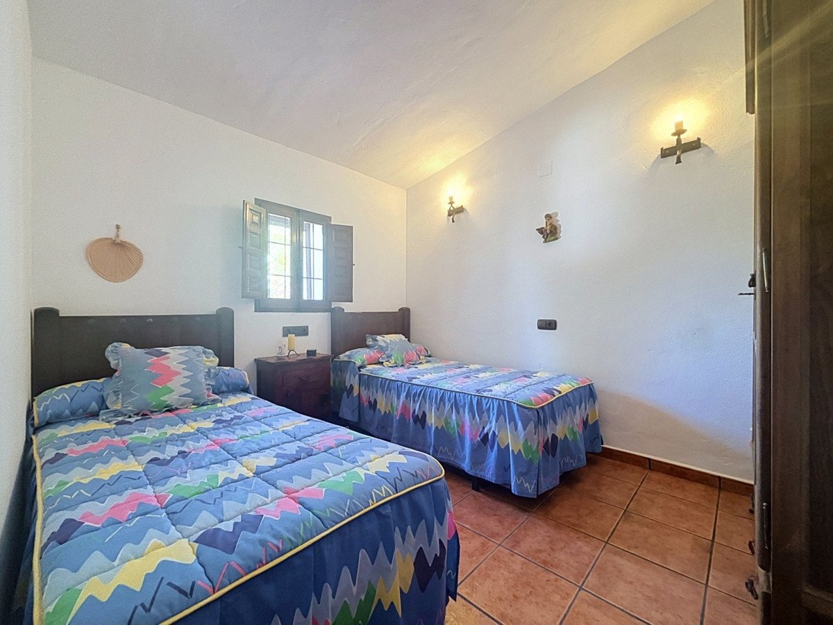 3 Bed Detached Villa in Vélez-Málaga