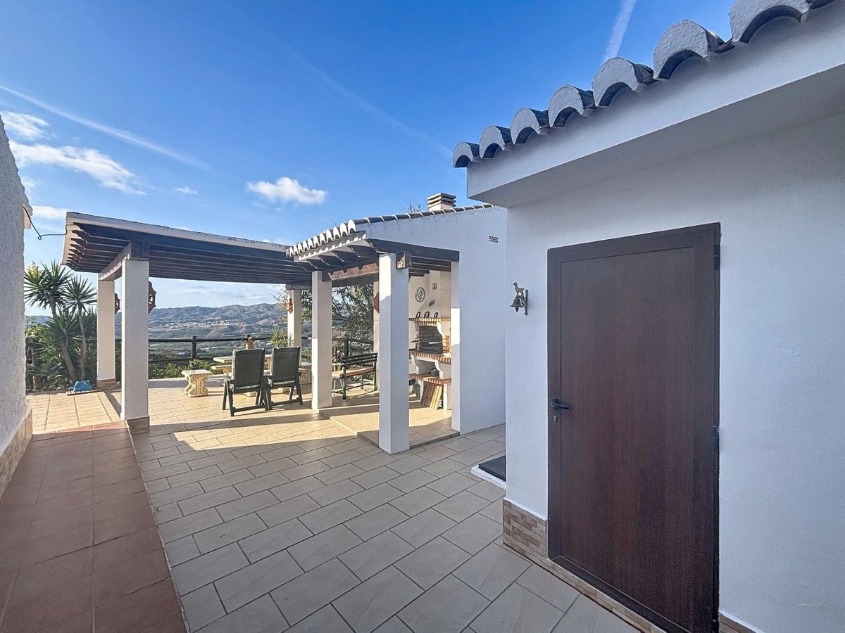 3 Bed Detached Villa in Vélez-Málaga