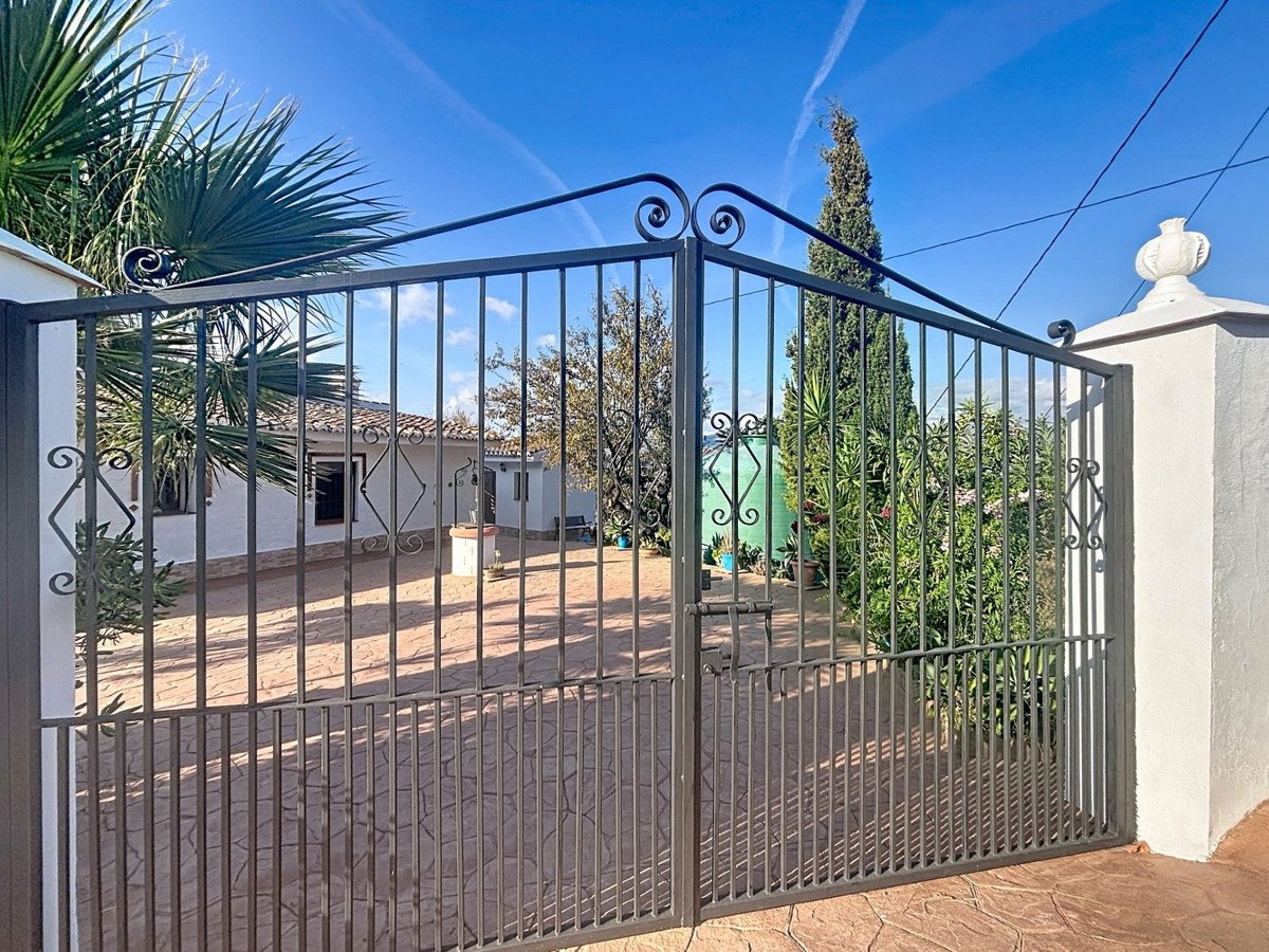 3 Bed Detached Villa in Vélez-Málaga