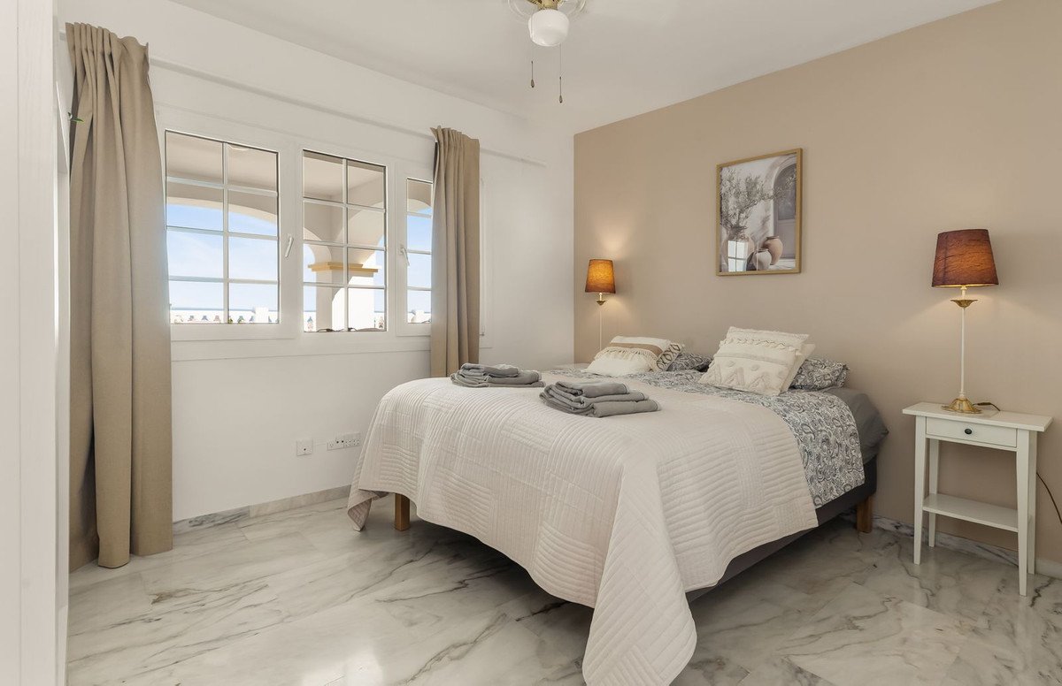 5 Bed Detached Villa in El Hornillo