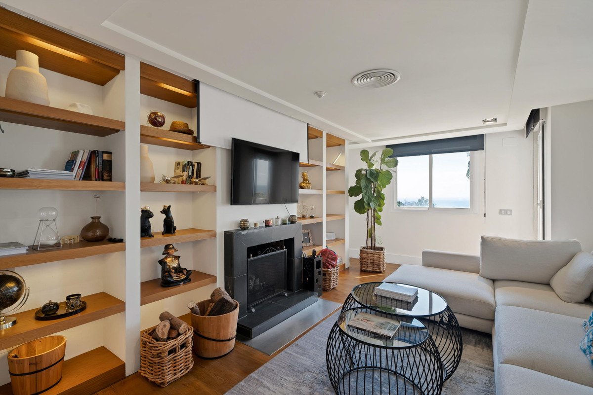 3 Bed Penthouse Duplex in Marbella