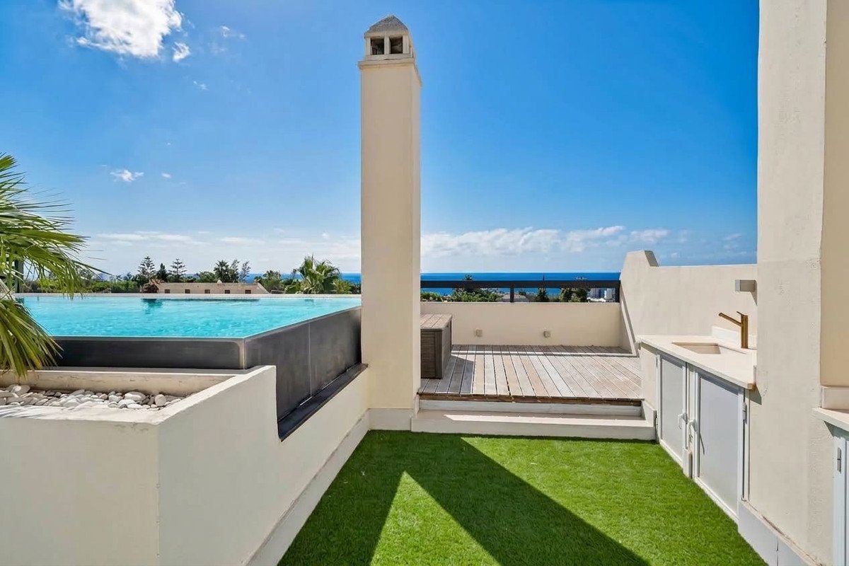 3 Bed Penthouse Duplex in Marbella