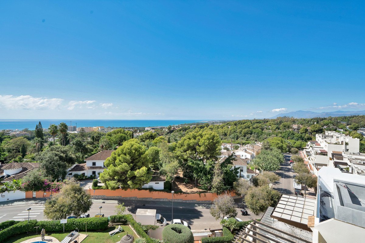 3 Bed Penthouse Duplex in Marbella