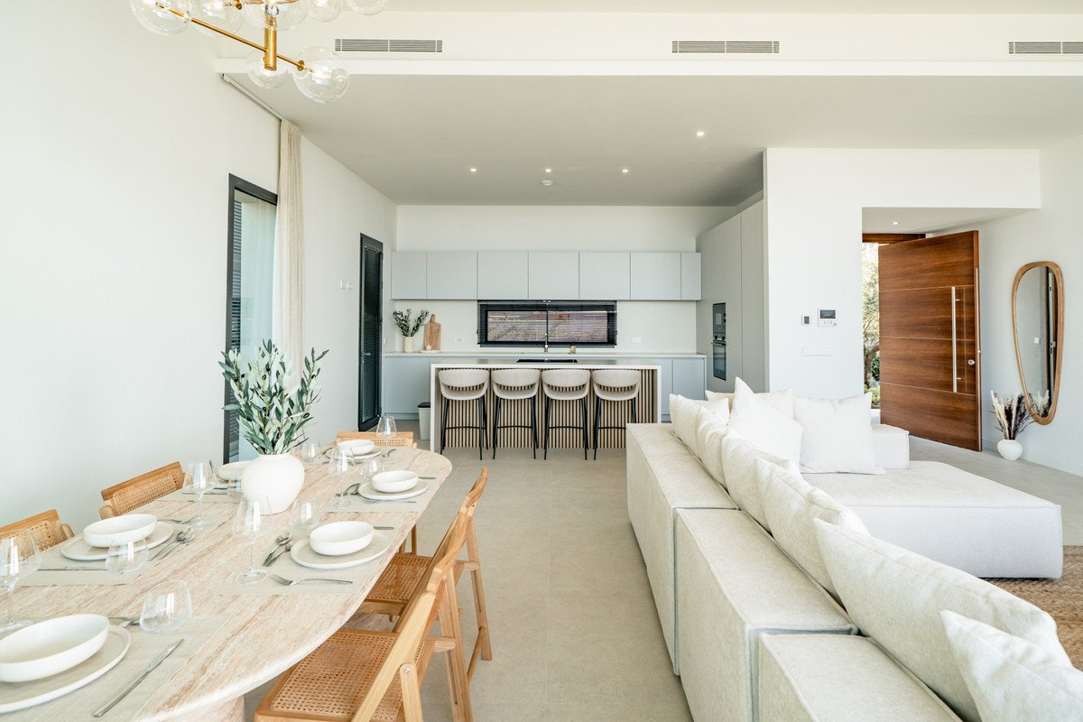 3 Bed Detached Villa in Benahavís