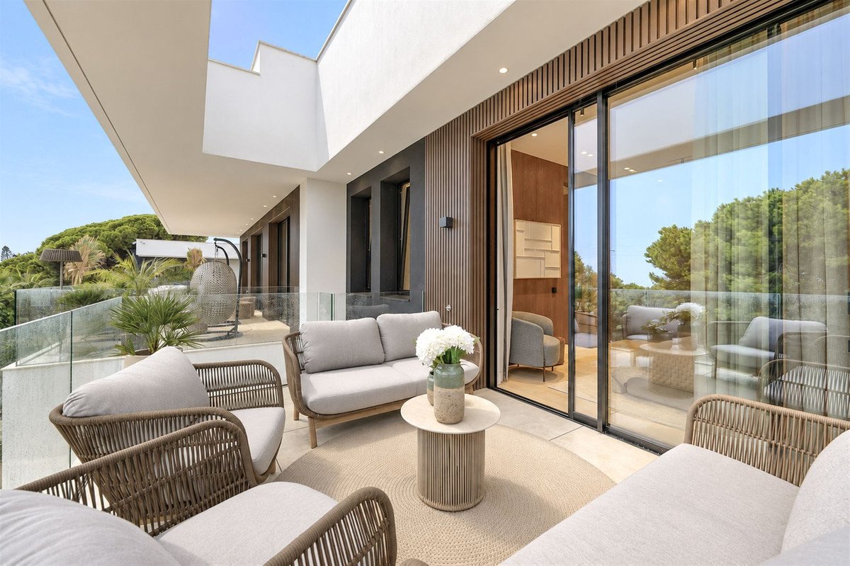 6 Bed Detached Villa in Nagüeles