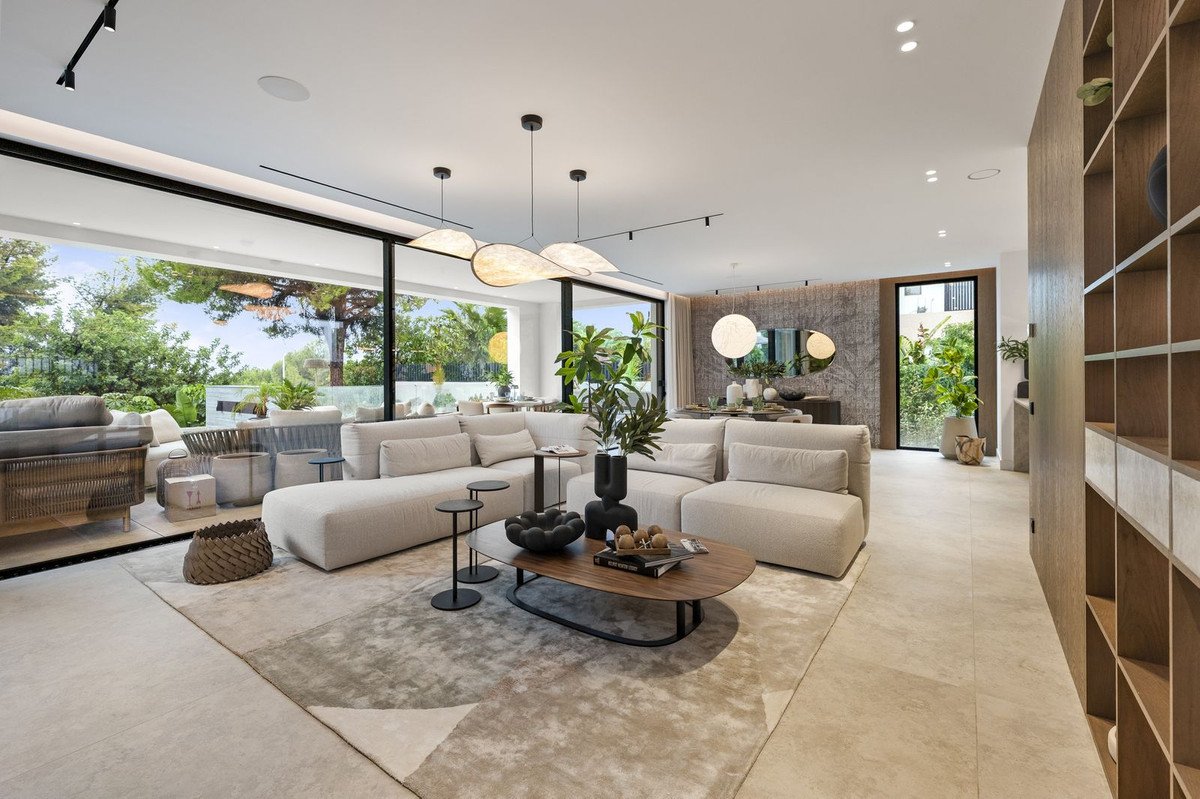 6 Bed Detached Villa in Nagüeles