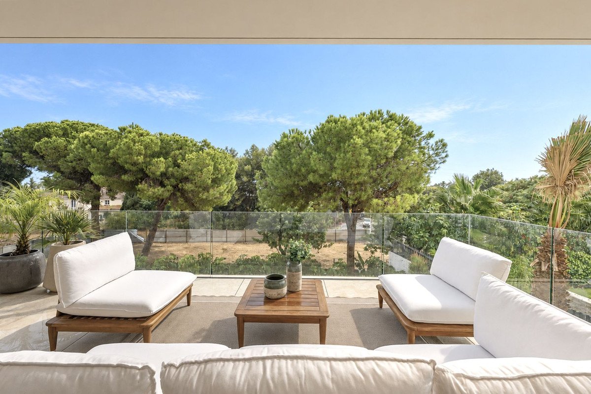 6 Bed Detached Villa in Nagüeles