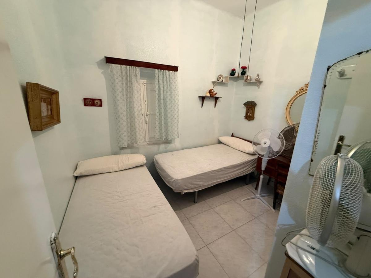 4 Bed Ground Floor Apartment in Torre de la Horadada
