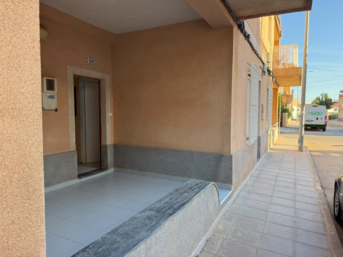 4 Bed Ground Floor Apartment in Torre de la Horadada
