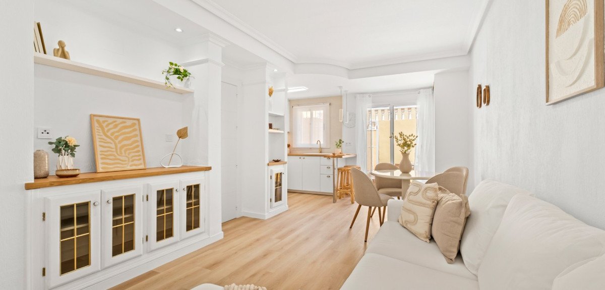 2 Bed Townhouse in Orihuela Costa