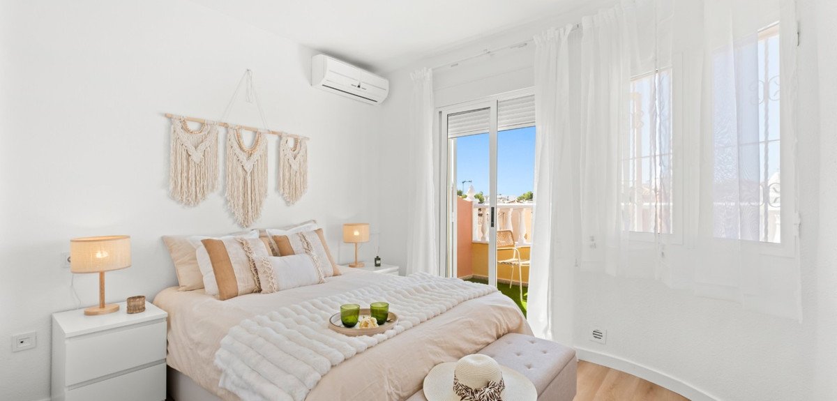 2 Bed Townhouse in Orihuela Costa