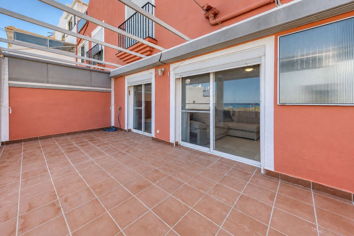 2 Bed Ground Floor Apartment in Casares