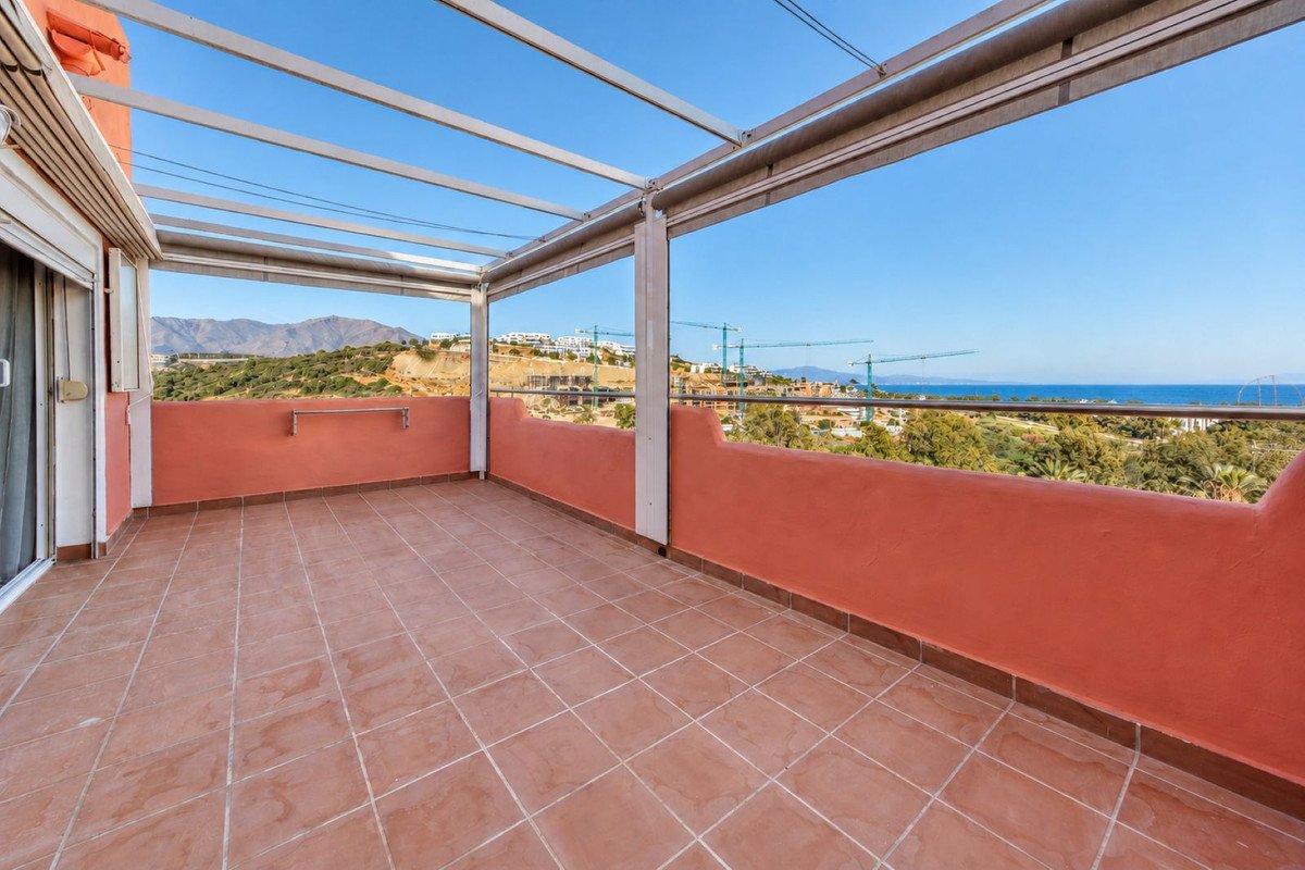 2 Bed Ground Floor Apartment in Casares