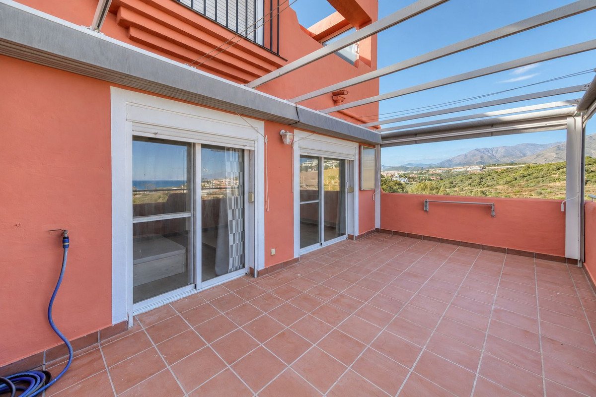 2 Bed Ground Floor Apartment in Casares