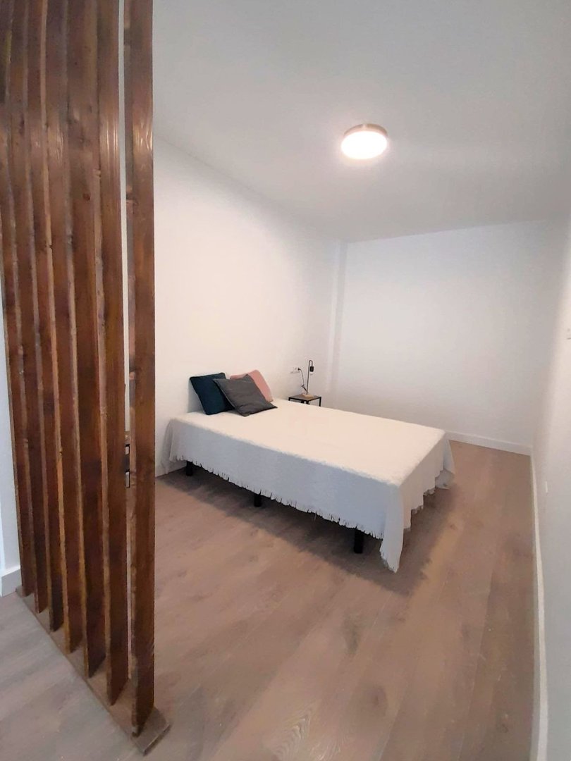 1 Bed Middle Floor Apartment in Málaga Centro