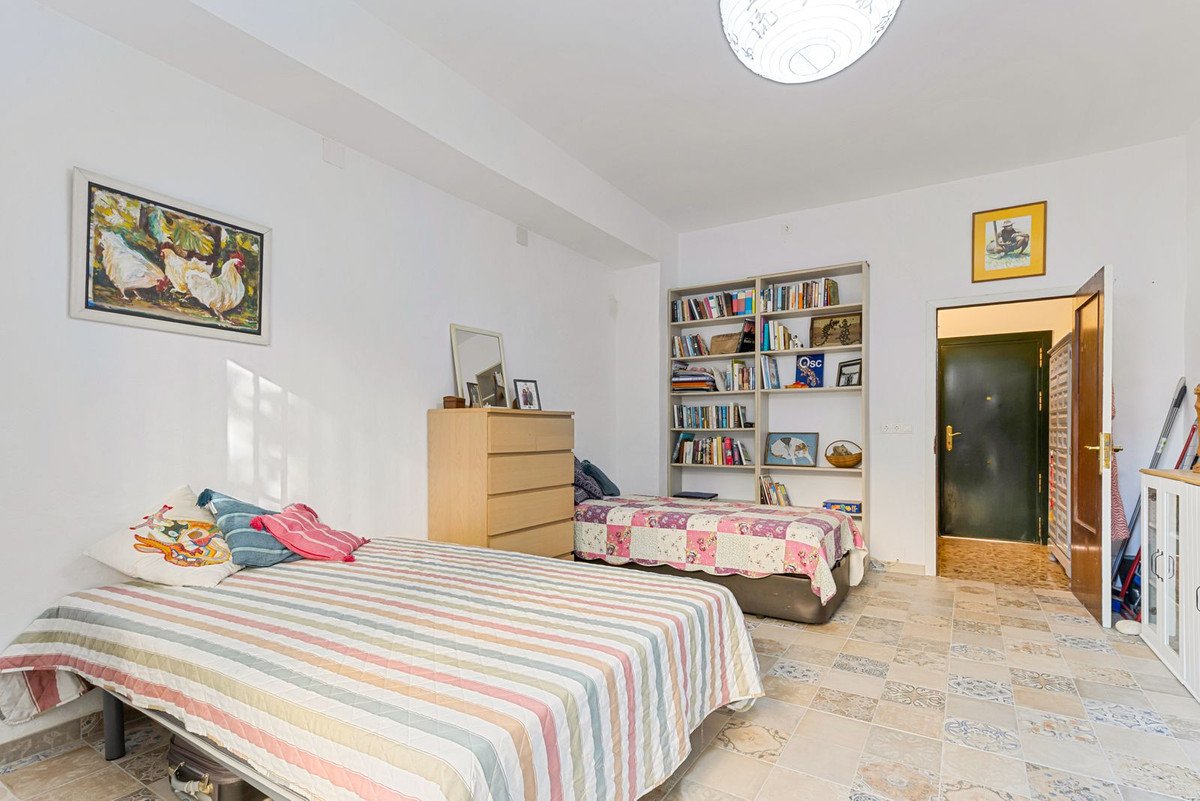 2 Bed Ground Floor Apartment in Fuengirola