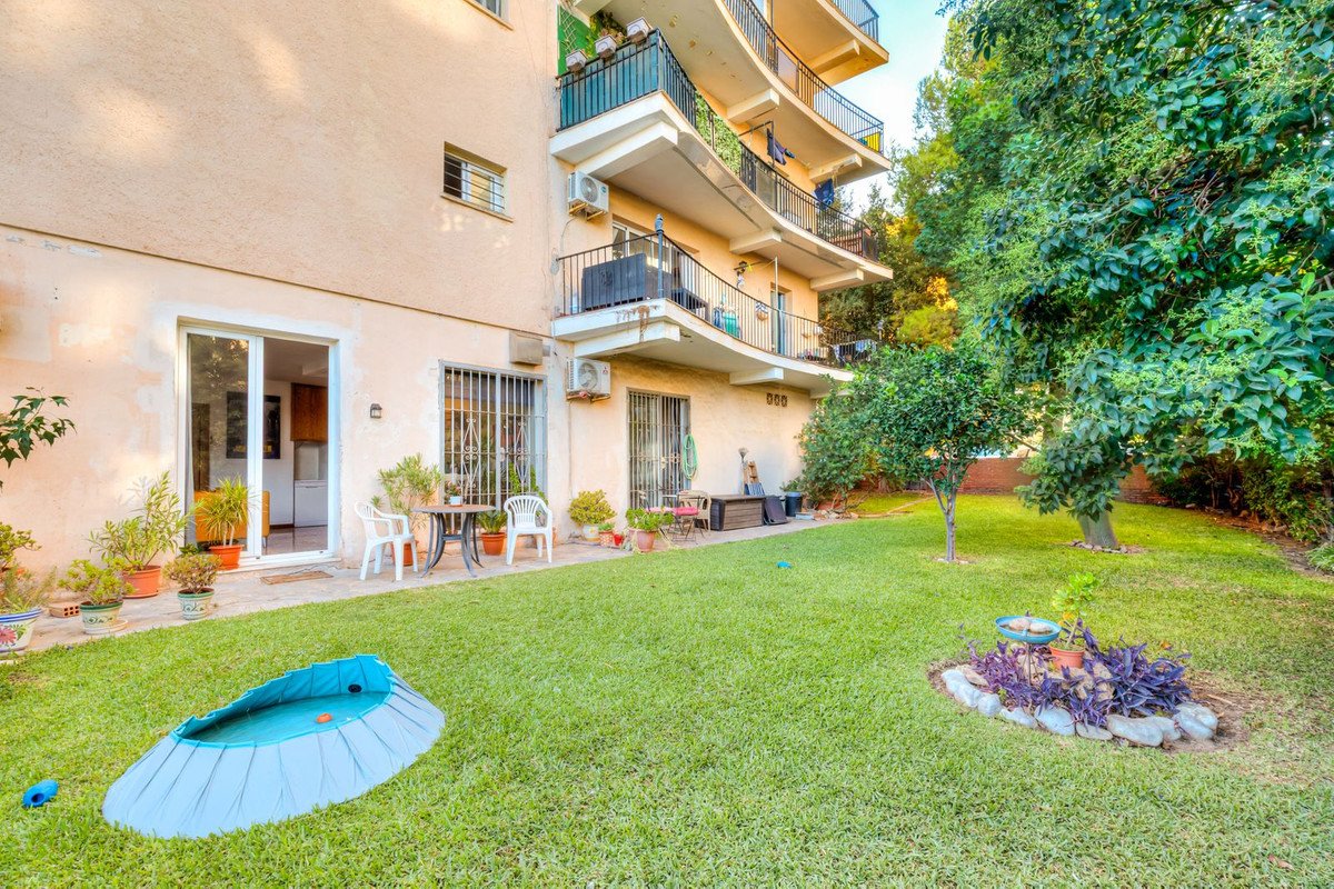 2 Bed Ground Floor Apartment in Fuengirola