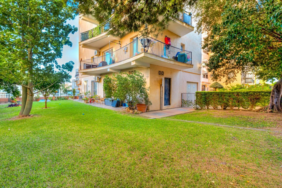 2 Bed Ground Floor Apartment in Fuengirola