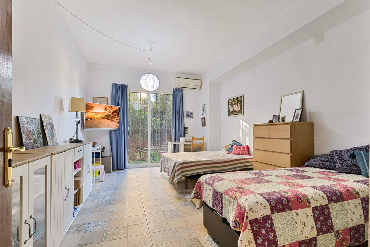 2 Bed Ground Floor Apartment in Fuengirola