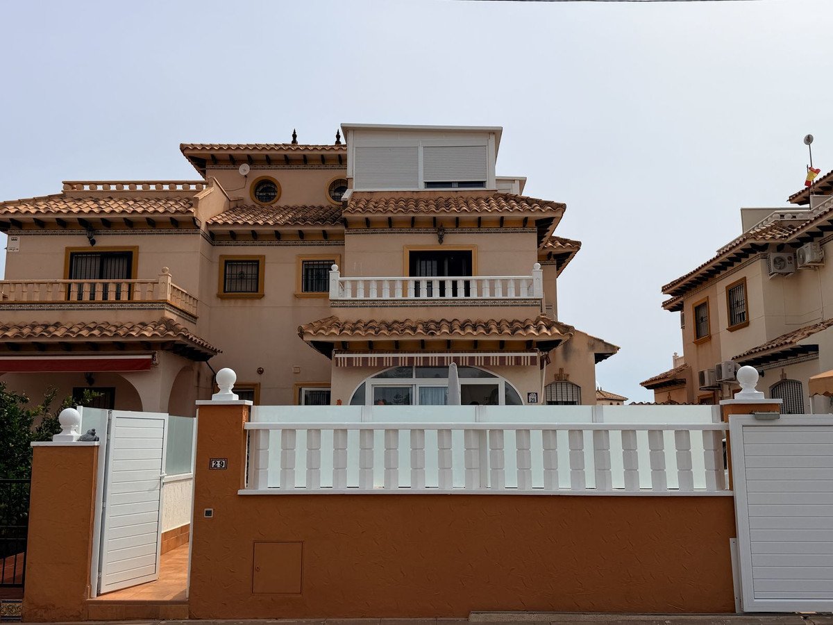 3 Bed Quad in Orihuela Costa