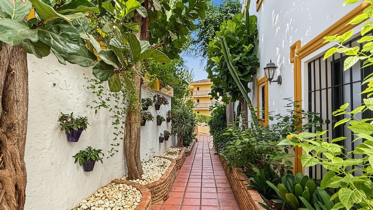 2 Bed Ground Floor Apartment in Mijas Costa