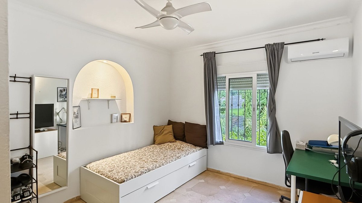 2 Bed Ground Floor Apartment in Mijas Costa
