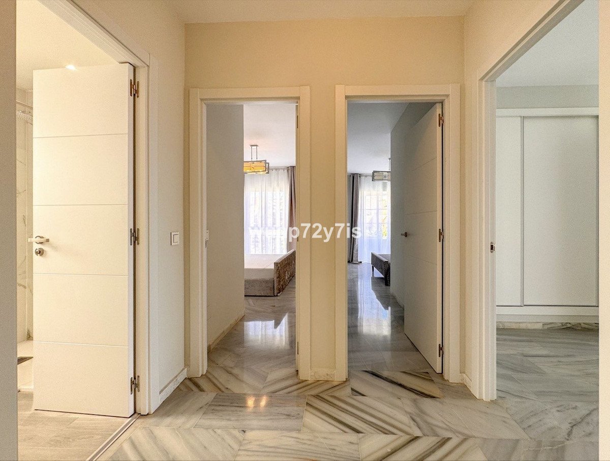 3 Bed Penthouse in Bel Air