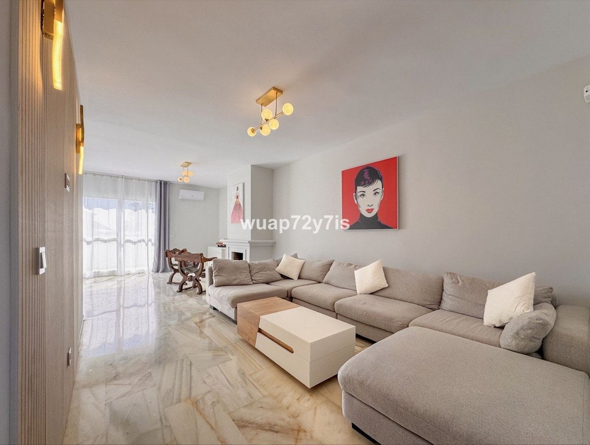 3 Bed Penthouse in Bel Air
