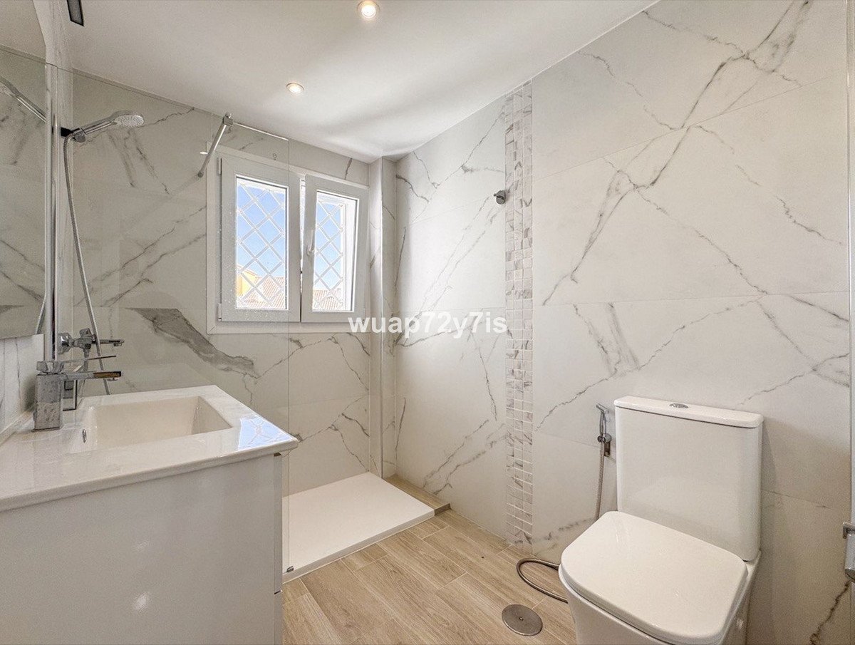 3 Bed Penthouse in Bel Air