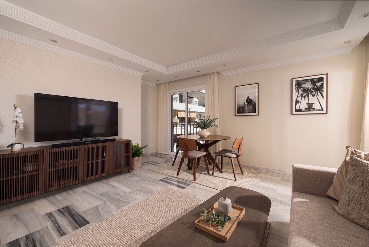 3 Bed Middle Floor Apartment in Riviera del Sol