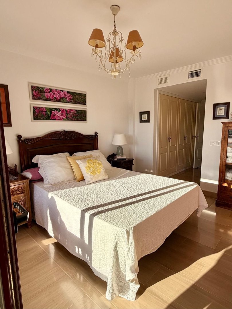 2 Bed Middle Floor Apartment in Sotogrande